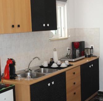 Kremasti Apartment | Maison Melpo Κatholikis Room
