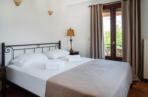Roussa Ekklisia House | Maisonette "Akakia"