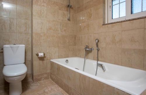 Petaloudes Villa | Malibu Villa