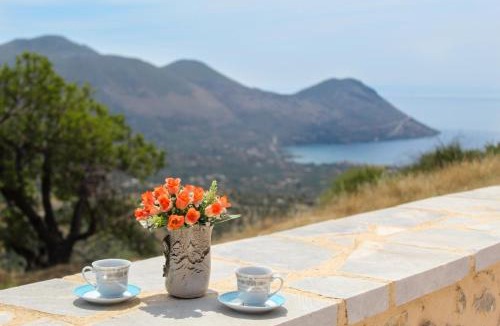 East Mani Apartment | Mani Stone House Lodge