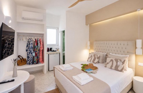 Poros House | Mania Rooms and Studios