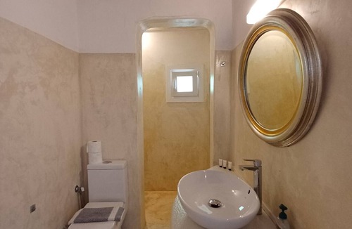 Mykonos Town House | Manos Rooms