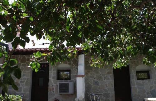 Limni Vouliagmenis House | Mantas Bay