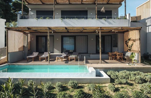 Pogonia Apartment | MARA 2 bed family accomodation with private pool