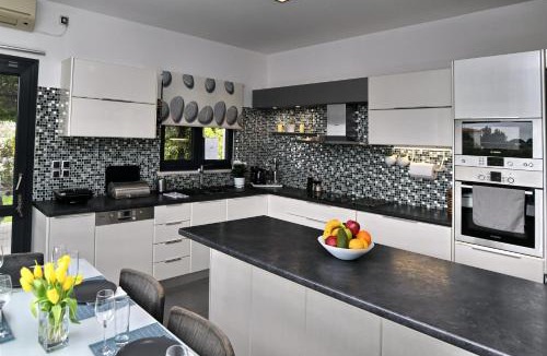 Schinias House | marathon family villa