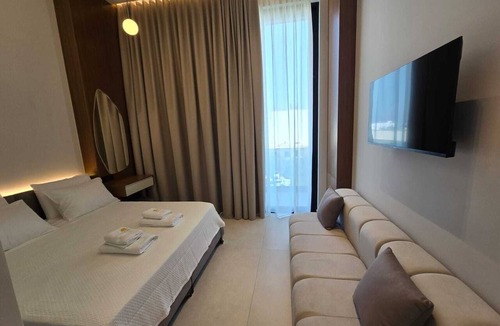 Ksamil Hotel | Marbella Sol