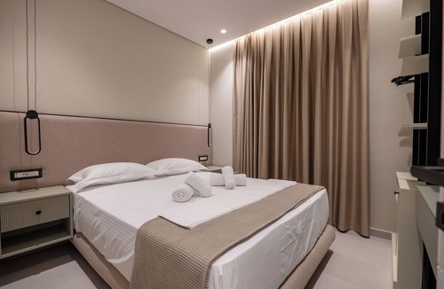 Borsh Hotel | Marea Suites