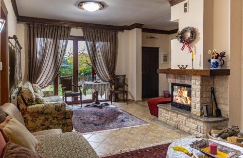 Karpenisi Hotel | Margit Suites Hotel
