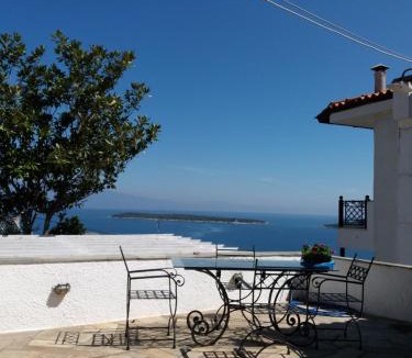 Pella Region House | Maria Apostolou villa