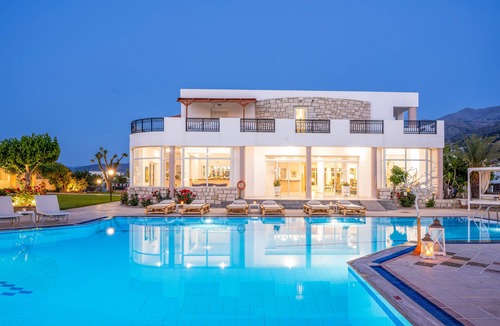 Malia Hotel | Maria Rousse