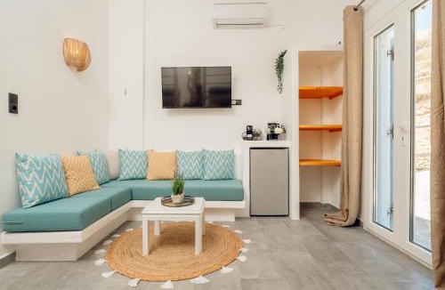 Ios Town Hostel | Maria's Place Ios 5