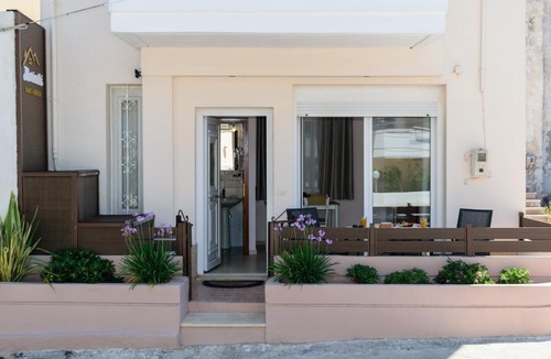 Galatas Apartment | Marianthi's Maisonette
