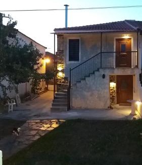 Metagkitsi House | Marianthi's Stone House