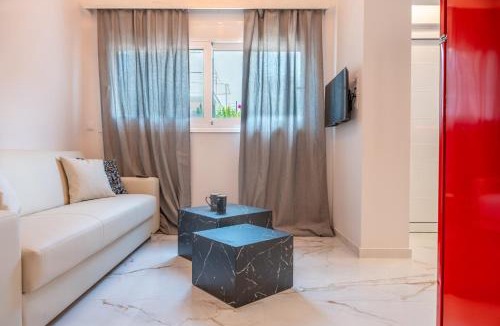 Kalamata Apartment | Marilouiz