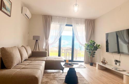 Topla Apartment | Maris Apartment
