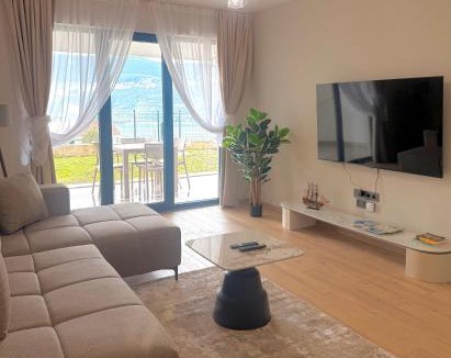 Topla Apartment | Maris Apartment