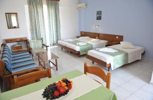 Petaloudes Hotel | Maritime