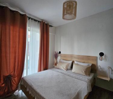 Nea Fokaia Apartment | Marivar living