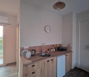 Nea Fokaia Apartment | Marivar living