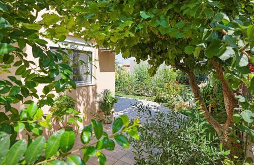 Spata-Artemida House | Markella's House near Athens Airport and Vravrona Beach