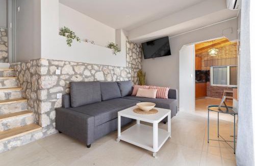 Spanokhorion Villa | Markon Stone House Nikiana