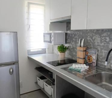 Podostrog Apartment | Markovići One-Bedroom Apartment