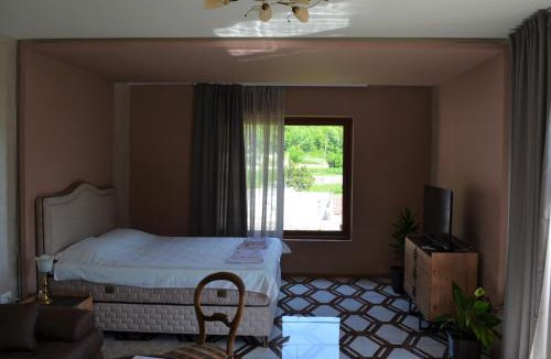 Donje Polje Hotel | Markovic Winery and Estate apartments