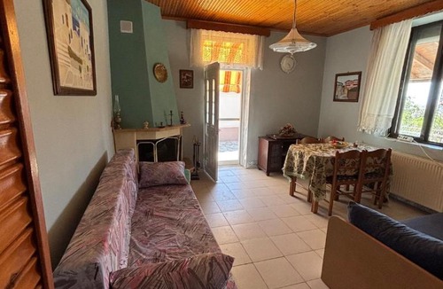 Maroneia-Sapes House | Maron's Hearth, Central residence in Maronia