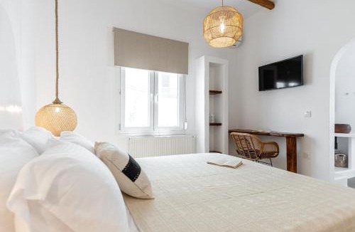 Old Town Naxos Apartment | Maroussa's in Town with Sea view