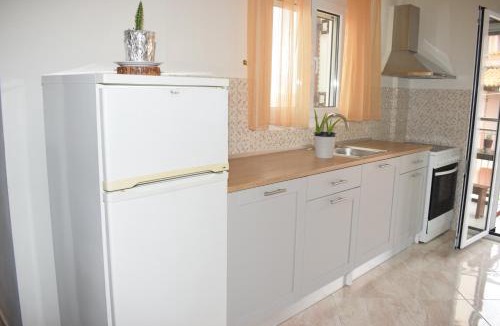 Ag. Georgios Apartment | Mary's apartments close to the sea