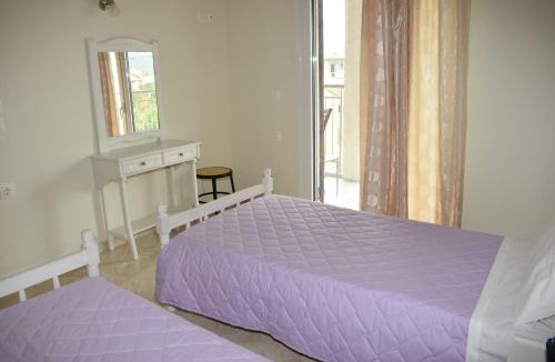 Ag. Georgios Apartment | Mary's apartments close to the sea