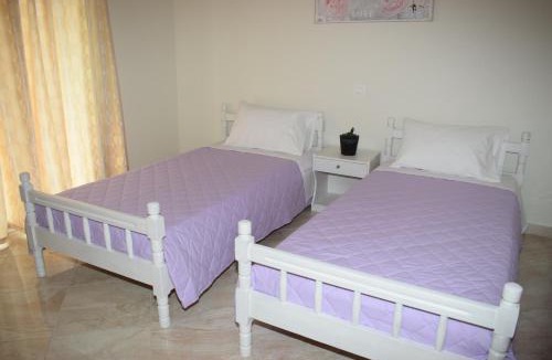 Ag. Georgios Apartment | Mary's apartments close to the sea