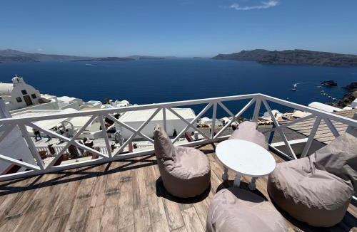 Oia Apartment | Maryloujohn Villas Oia