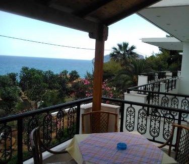 Monemvasia Apartment | Maviria