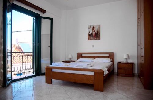 Koroni Apartment | Maxis apartment 4