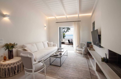 Kontos House | Maya Luxury Residence, Cottage
