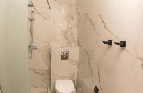 Drama Apartment | Maybe Home suite apartments No3