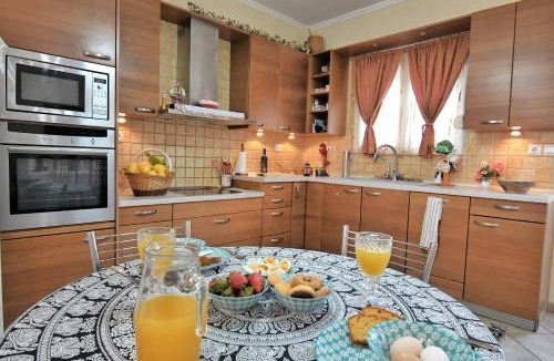 Paliki Apartment | Meadow House