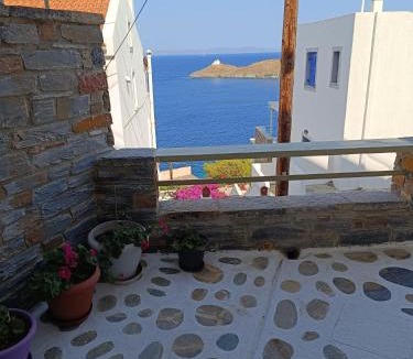 Vourkari Apartment | Meltemi