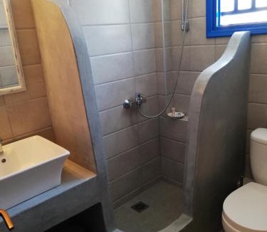 Loutra Hotel | Meltemi Hotel Kythnos-Loutra