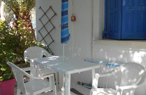 Marathokampos Apartment | Meltemia Studios