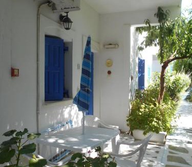 Marathokampos Apartment | Meltemia Studios