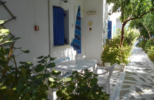 Marathokampos Apartment | Meltemia Studios