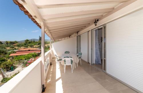 Pylos-Nestoras Apartment | Memi Houses