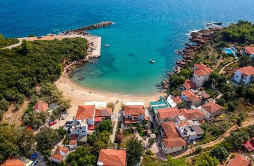 Kali Vrysi Hotel | Menagia Village