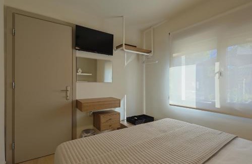 Olymbiaki Akti Villa | MERAKI - Seaside Pool Villa & Private Parking