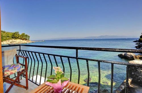 Longos House | Mermaid cottage