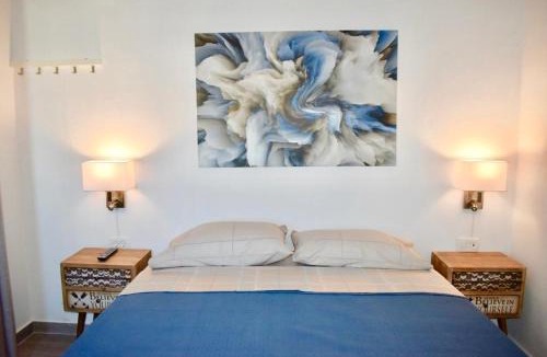 Oia Apartment | MiCasa