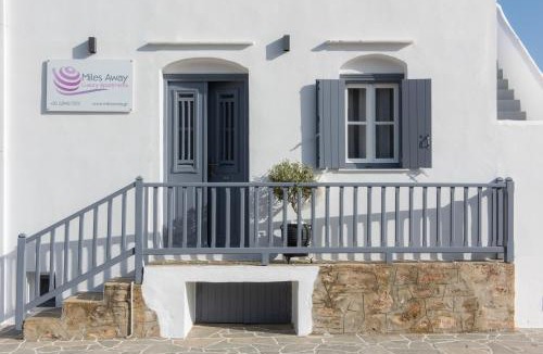 Platis Gialos Apartment | Miles Away Luxury Apartments