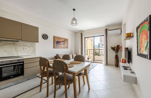 Vlore Apartment | Milk & Coffee Apartment